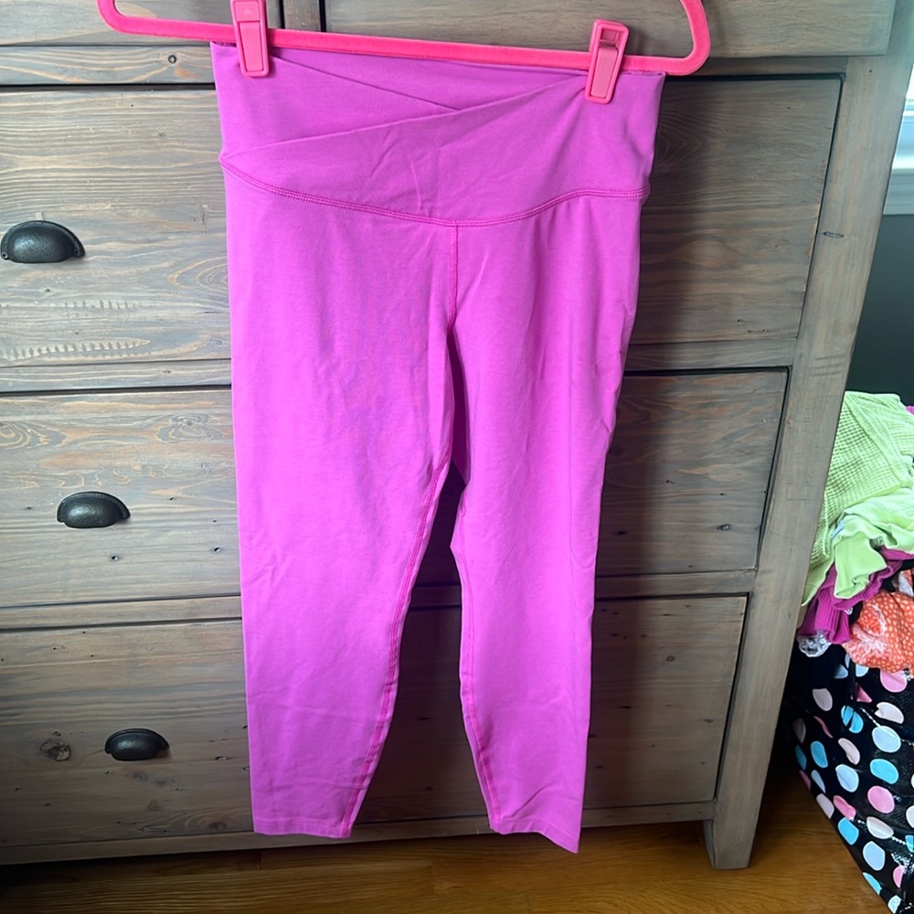 EUC Old Navy power chill extra high-rise leggings sz medium